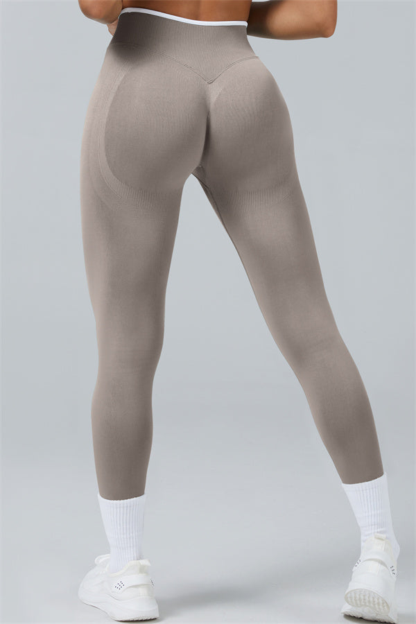 Conjunto de 2 piezas Elevate New: Top corto de manga larga y leggings