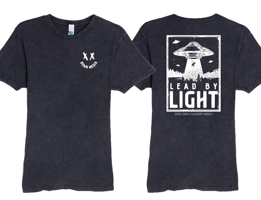 Camiseta "Lidera con Luz" (BOWN MEDIA x BLACKOUT)