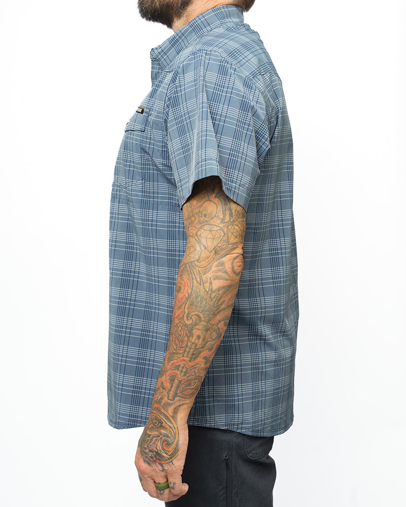 Camisa Deke SS - Azul royal polvoriento