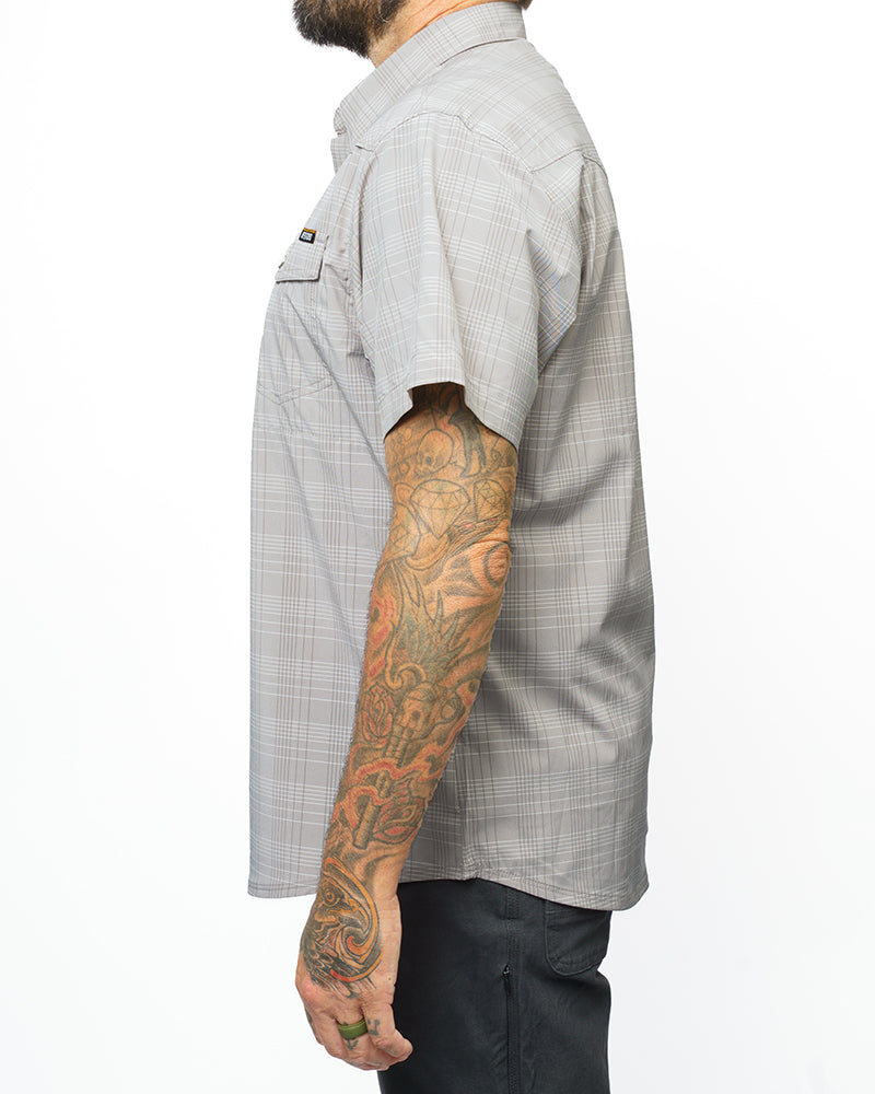 Camisa Deke SS - Gris tormenta
