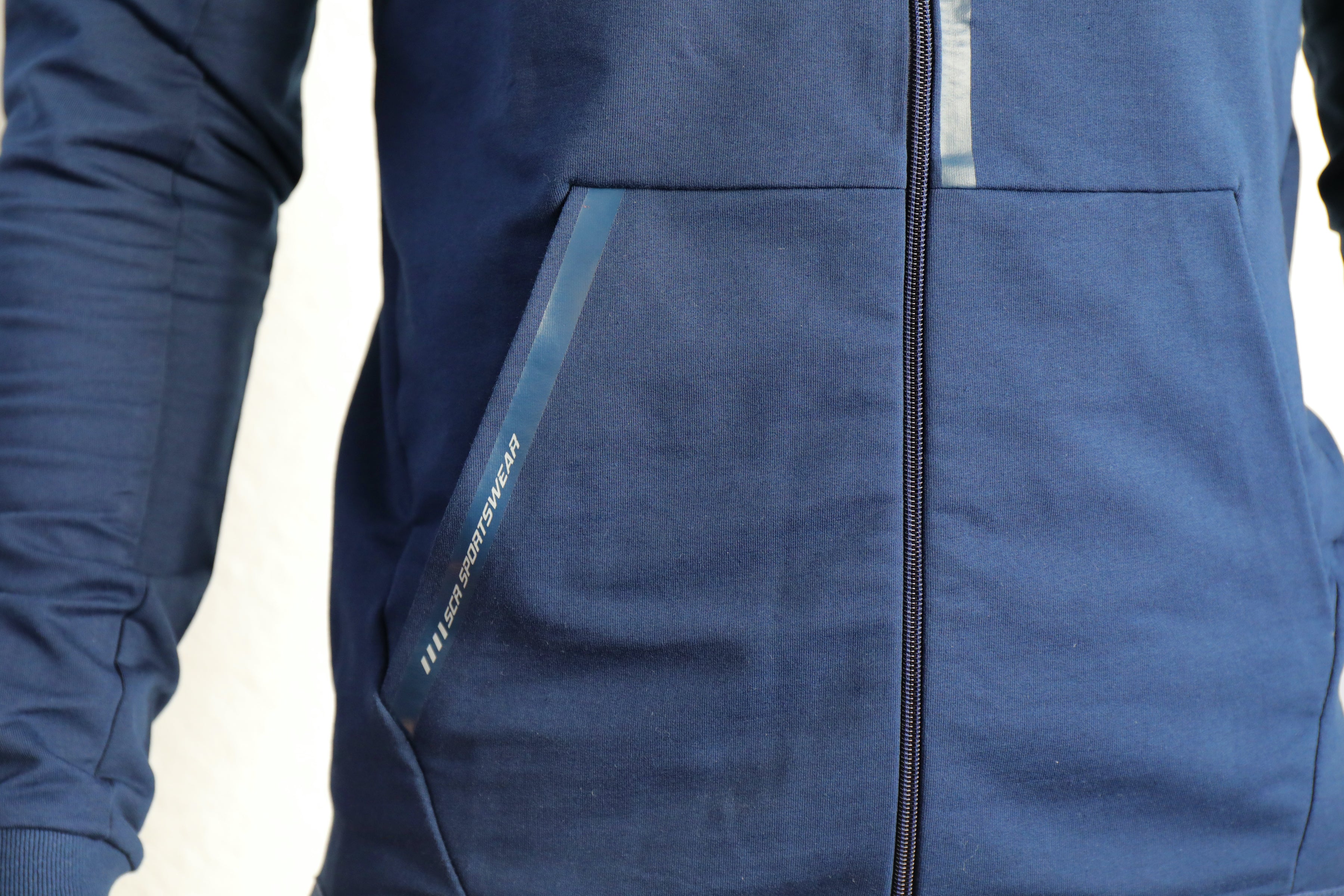 Sudadera con capucha para usar todo el día Corte entallado