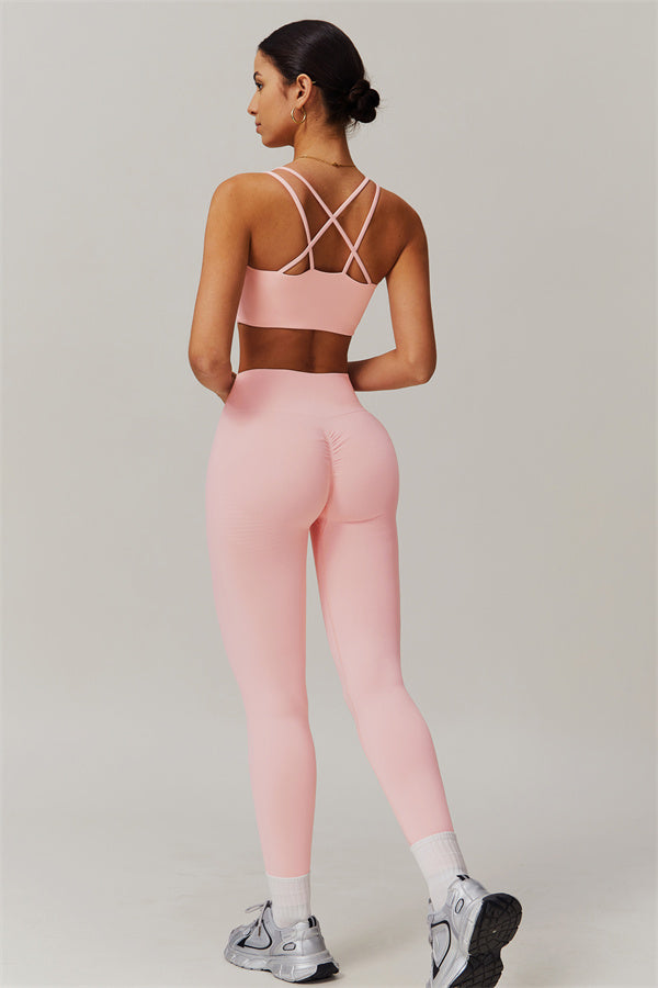 El conjunto de 2 piezas de sujetador deportivo y leggings Nova