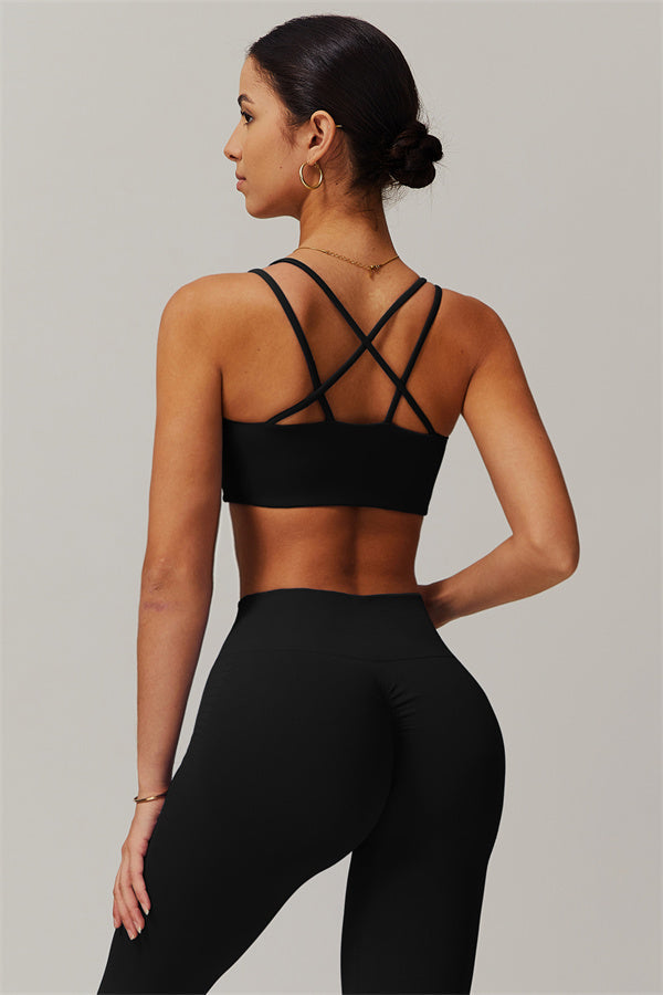 El conjunto de 2 piezas de sujetador deportivo y leggings Nova
