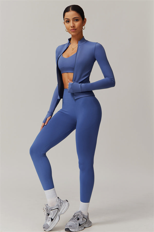 El conjunto de 2 piezas de chaqueta y leggings Nova