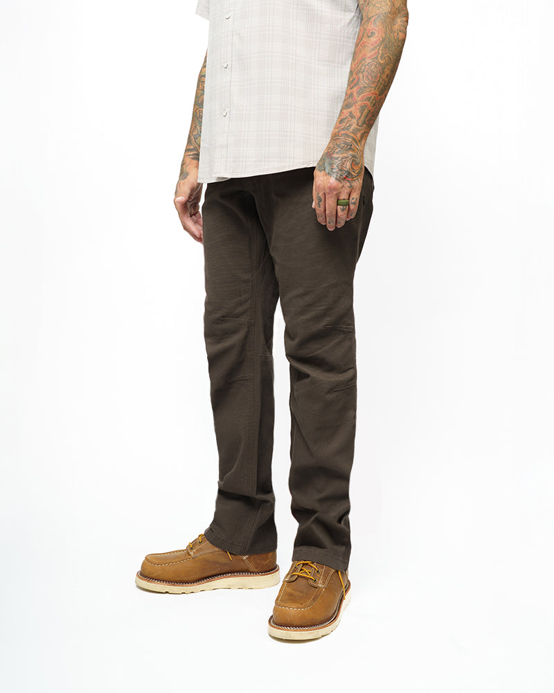 Pantalones Trailblazer Corte Entallado - MARRÓN OSCURO