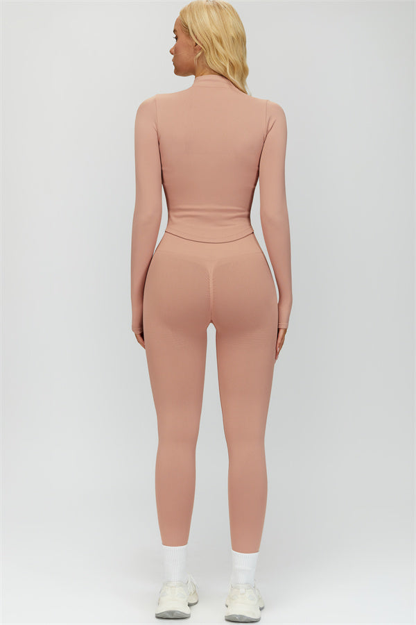 El conjunto de 2 piezas Delight Jacket y Leggings