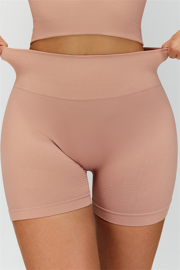 Conjunto de 3 piezas Delight: Chaqueta, Sujetador deportivo y Pantalones cortos