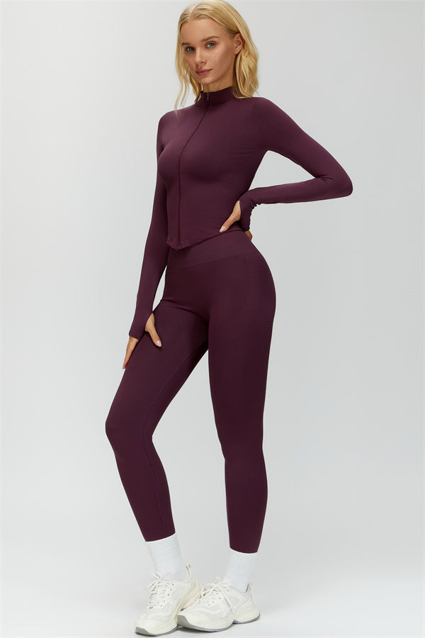 El conjunto de 2 piezas Delight Jacket y Leggings