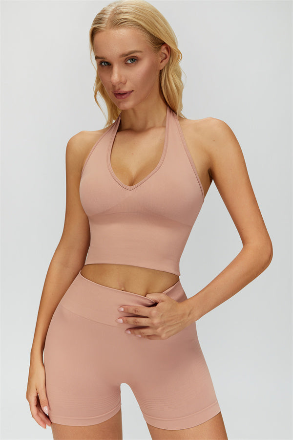El conjunto de 2 piezas de top halter y shorts Delight