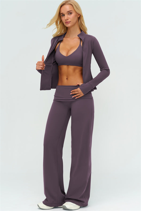 El conjunto de 3 piezas de chaqueta Twirl con cremallera, sujetador deportivo y pantalón de pierna recta