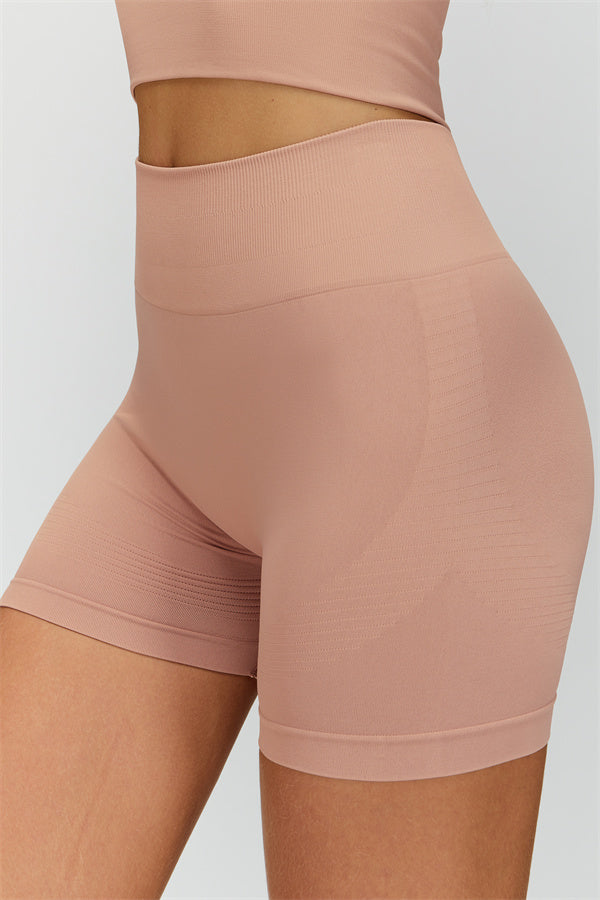 El conjunto de 2 piezas de top halter y shorts Delight
