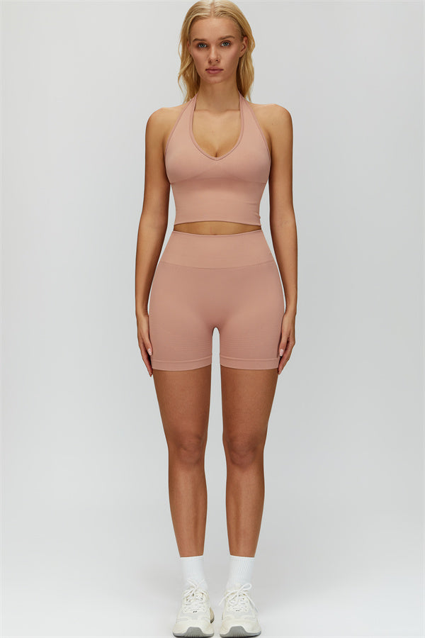 El conjunto de 2 piezas de top halter y shorts Delight