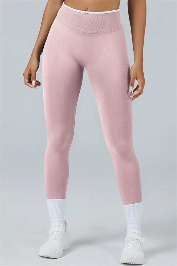 El conjunto de 2 piezas de leggings y sujetador deportivo Elevate
