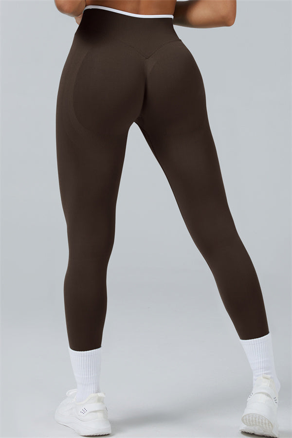 El conjunto de 2 piezas de leggings y sujetador deportivo Elevate