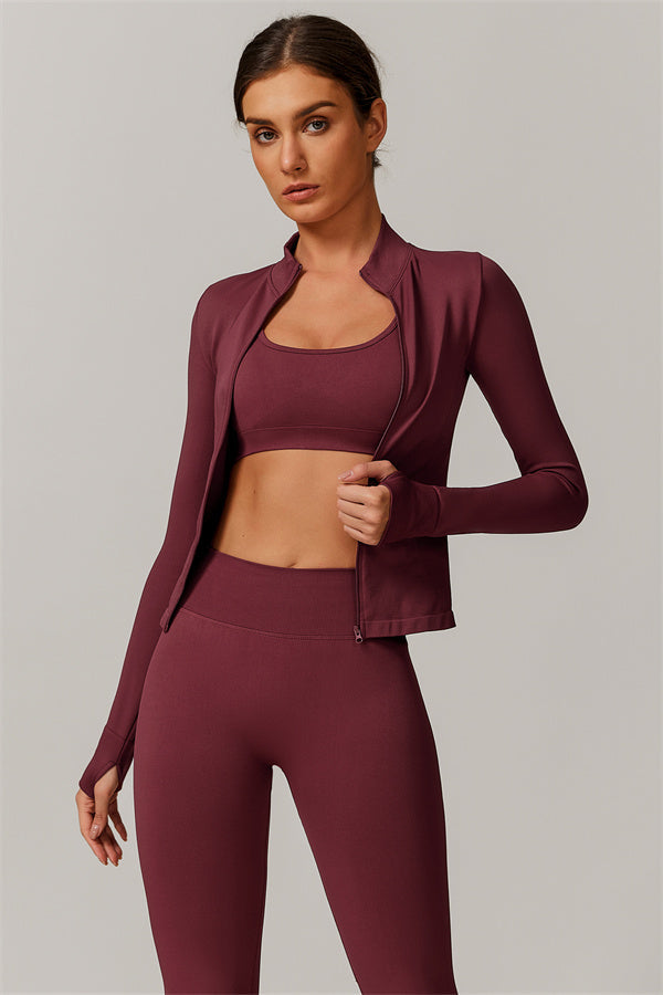 Conjunto de 3 piezas Nova Luxe: chaqueta, sujetador deportivo y leggings