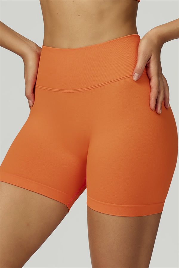 El conjunto de dos piezas Prime Crop Top y shorts