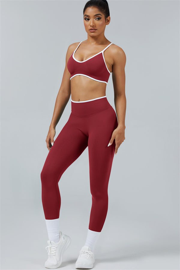 El conjunto de 2 piezas de leggings y sujetador deportivo Elevate