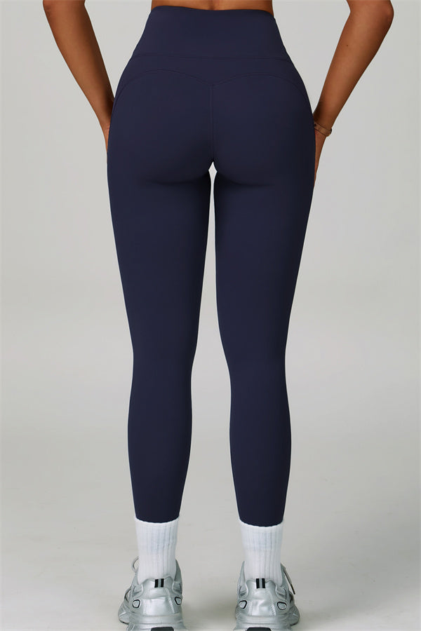 Conjunto de 2 piezas de leggings y sujetador deportivo de cuello halter atrevido