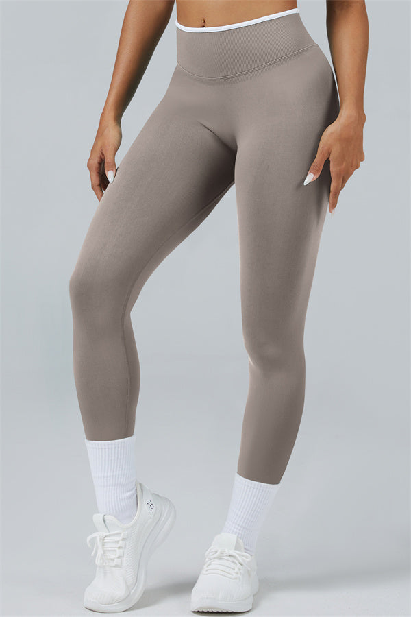Conjunto de 2 piezas Elevate New: Top corto de manga larga y leggings