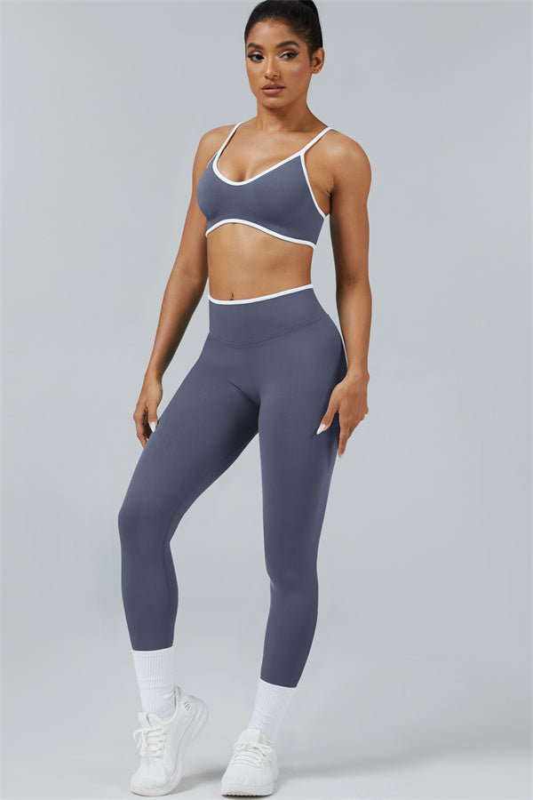 El conjunto de 2 piezas de leggings y sujetador deportivo Elevate