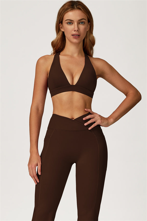 El conjunto de 2 piezas de sujetador deportivo y leggings acampanados Glacier