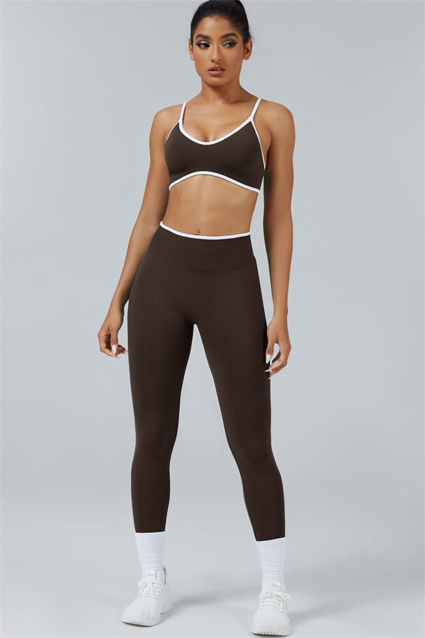 El conjunto de 2 piezas de leggings y sujetador deportivo Elevate