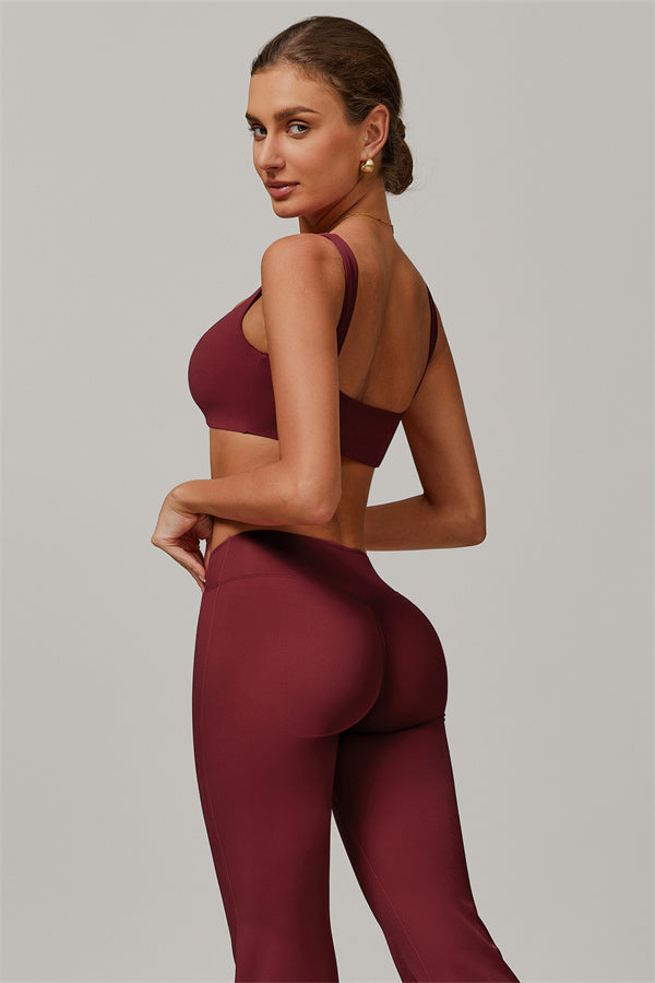 Conjunto de 2 piezas Halo: sujetador deportivo y leggings acampanados