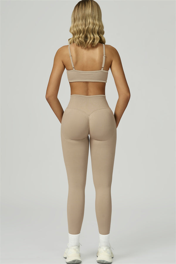 El conjunto de 2 piezas de leggings y sujetador deportivo Prime