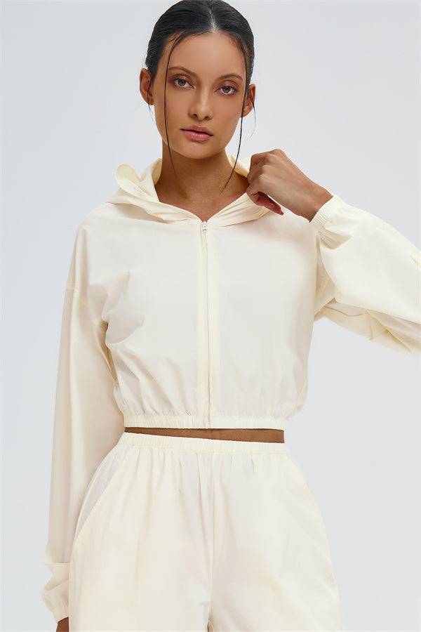 La Sudadera con Capucha Corta Svelte de protección UV