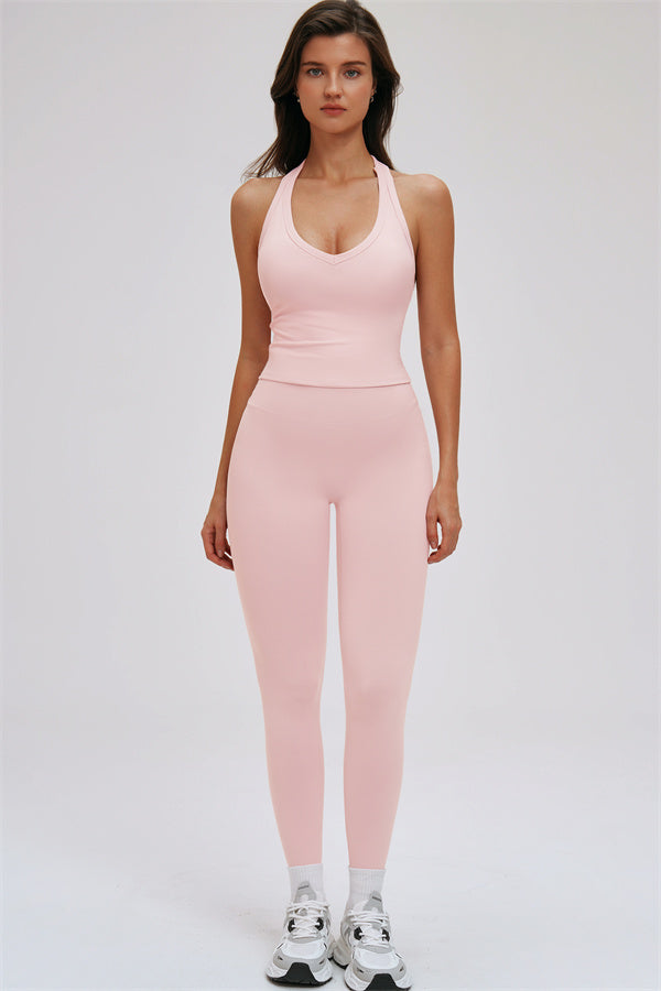 El conjunto de dos piezas Svelte Tank Top y Leggings