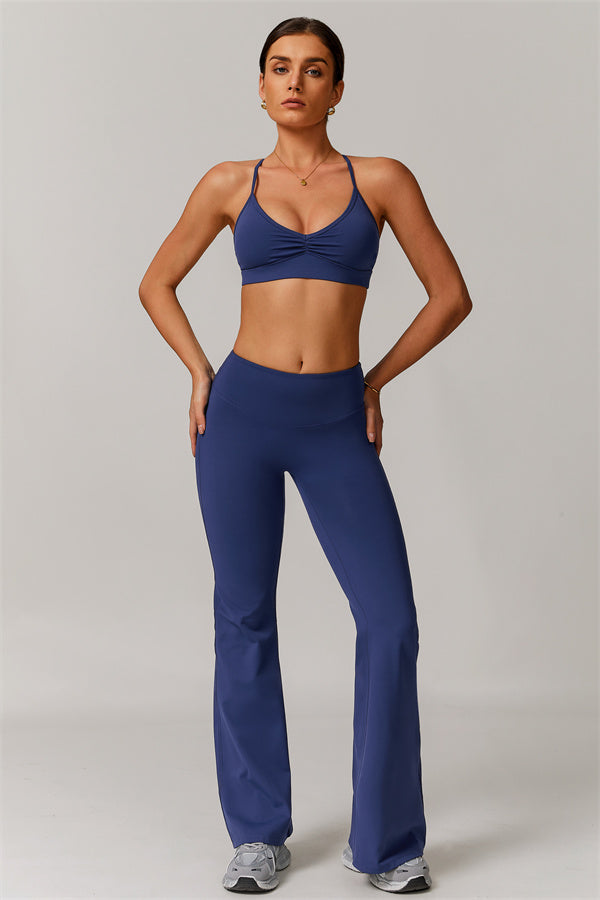 Los leggings delicados de pernera acampanada