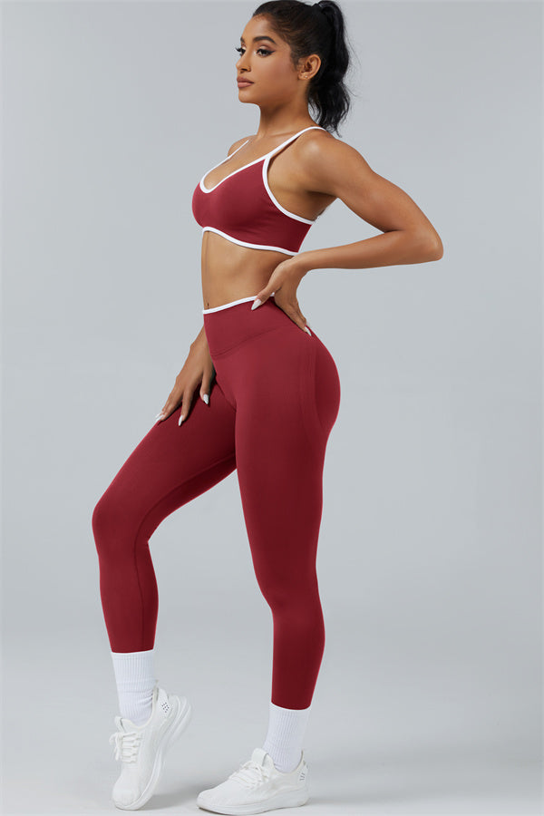 El conjunto de 2 piezas de leggings y sujetador deportivo Elevate