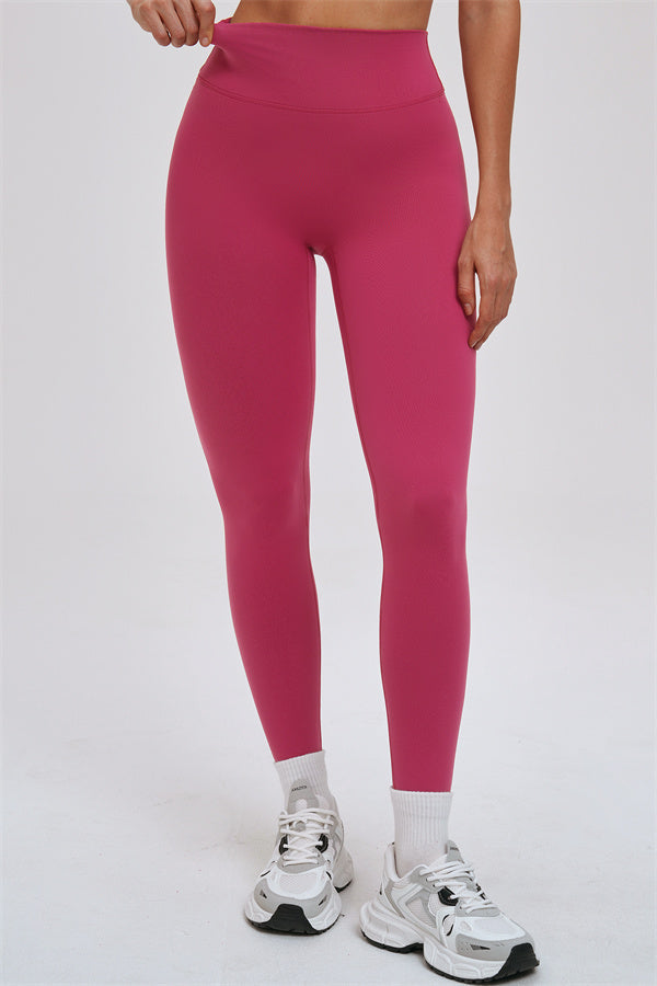 El conjunto de dos piezas Svelte Tank Top y Leggings