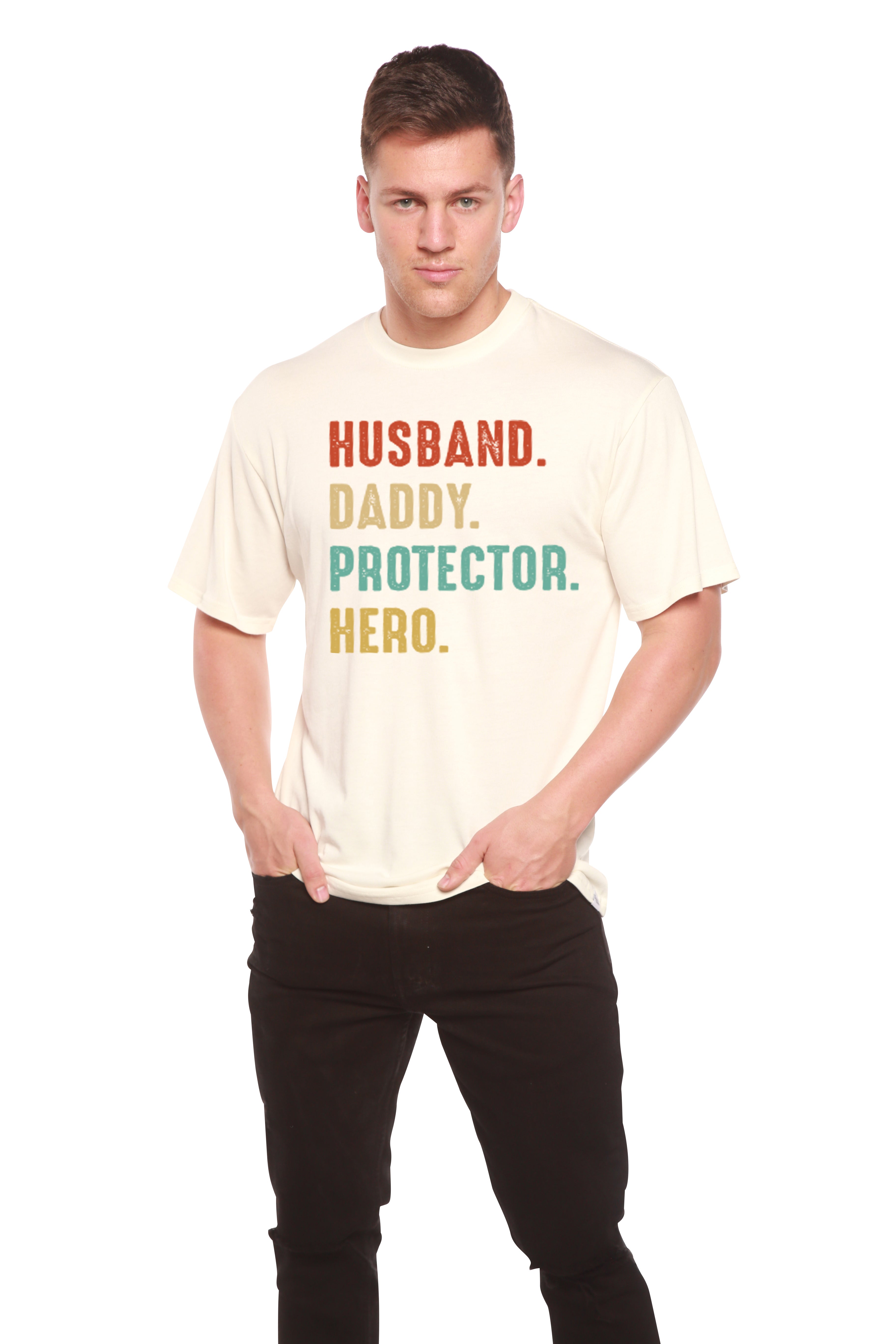 Esposo, Papá, Protector, Héroe Camiseta Gráfica de Manga Corta para Hombre de Viscosa de Bambú/Algodón Orgánico