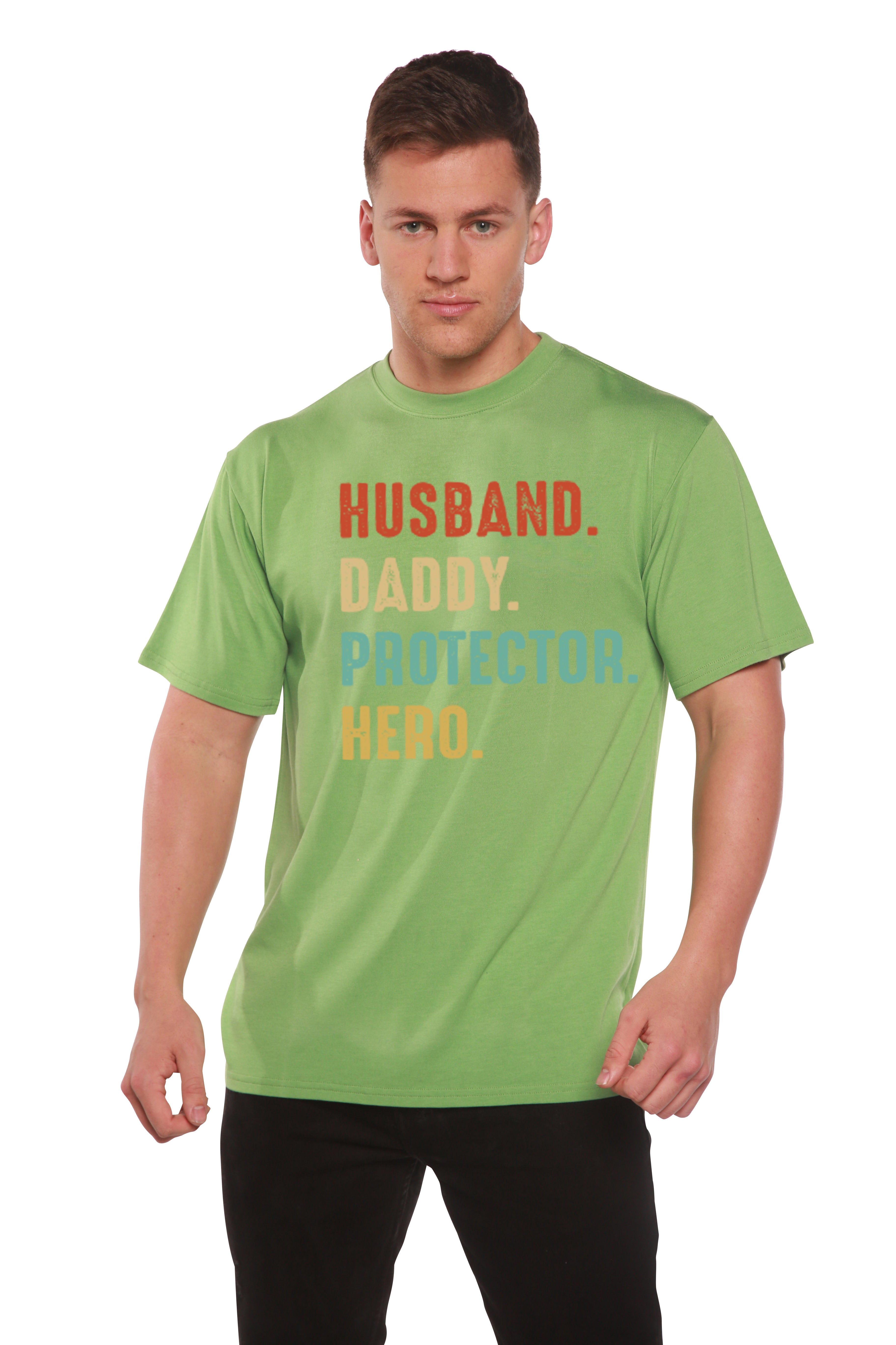 Esposo, Papá, Protector, Héroe Camiseta Gráfica de Manga Corta para Hombre de Viscosa de Bambú/Algodón Orgánico