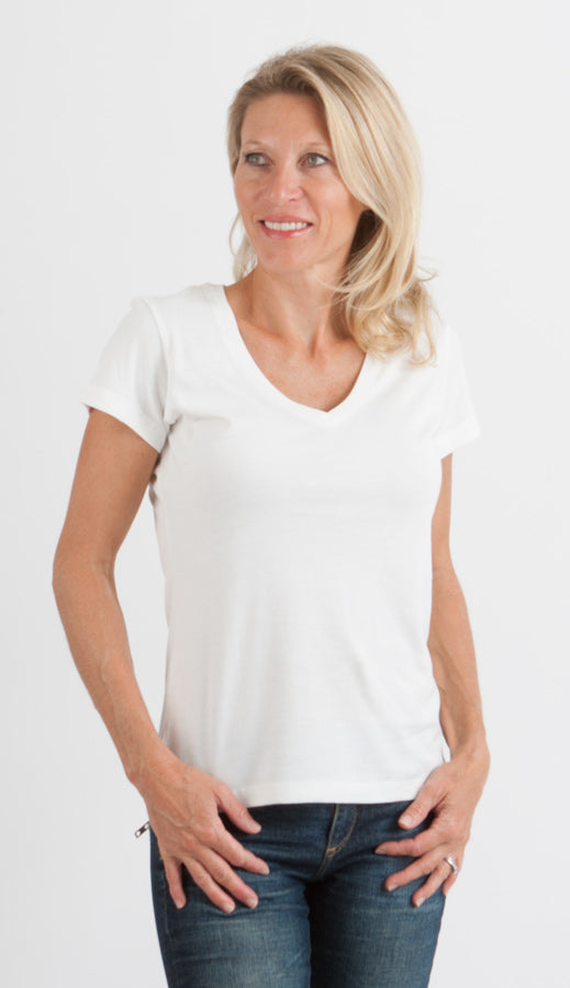 Camiseta de viscosa de bambú y algodón con cuello en V y manga casquillo para mujer